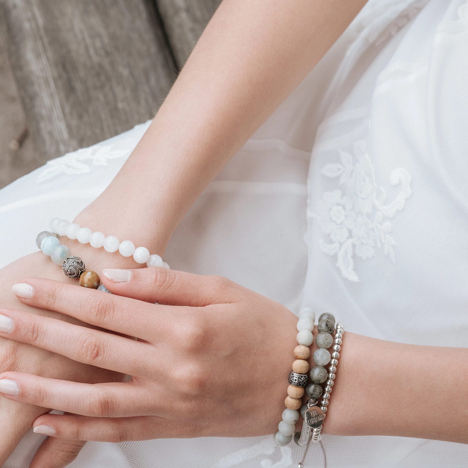 Moonstone Bracelet - Healing Crystal Bracelets – Lia Lubiana